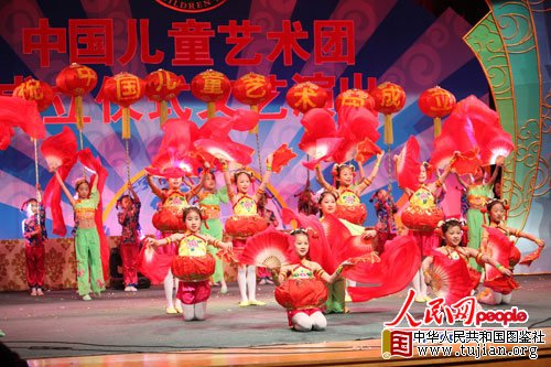 �й���ͯ�������赸�Ŵ����Ľ�Ŀ�����ǵ������ų�������