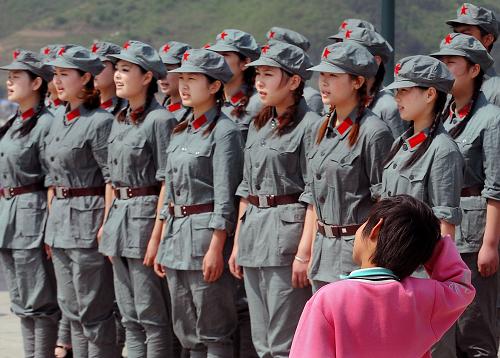 �ھ��ɫ��Դ �����ɫ�Ļ�--�й�ͼ��