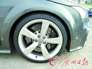 轮胎中的法拉利 测试米其林PSS轮胎