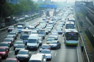 北京京通快速路公交专用道有望向班车开放