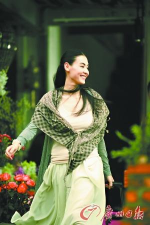 港媒曝张柏芝合影门后“生病” 谢霆锋“自闭”