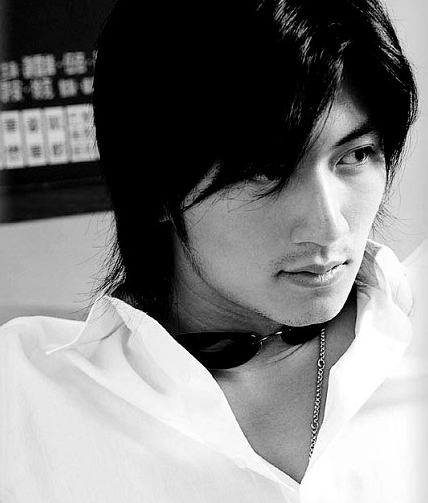 л治ӸȨ ʹ֥Lucas--ͼ