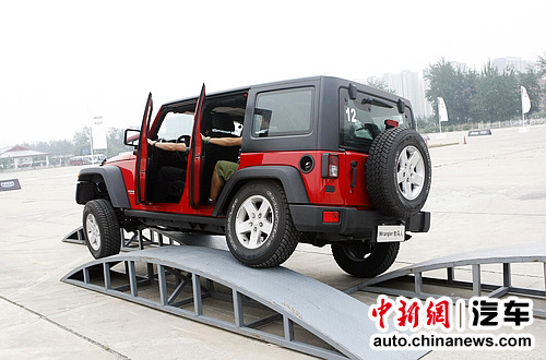 ԽҰðա2011 Jeep®ƷȫϵԼ--ͼ