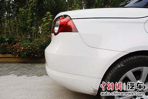 低调的曙光女神——试驾大众EOS敞篷跑车